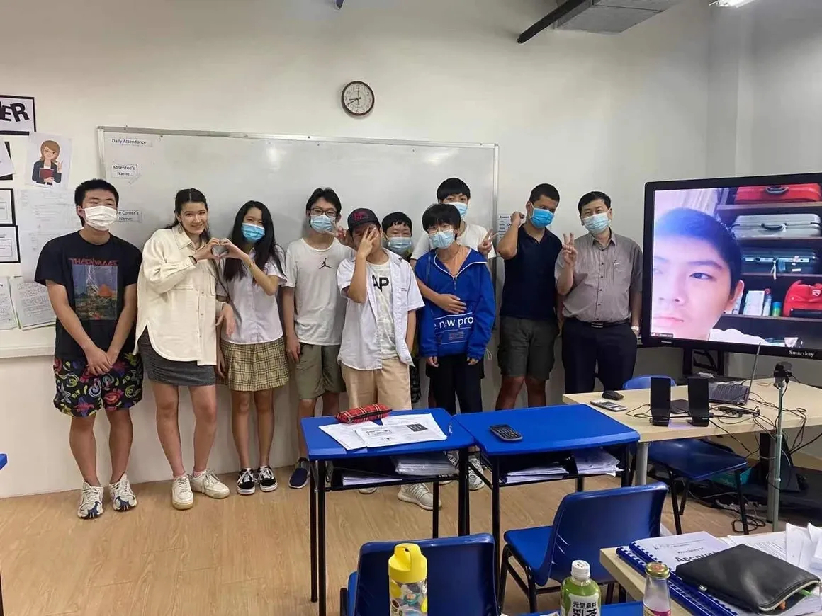 Mr Chew - MOE Scholar providing Physics Tuition and Chess Coaching in Singapore